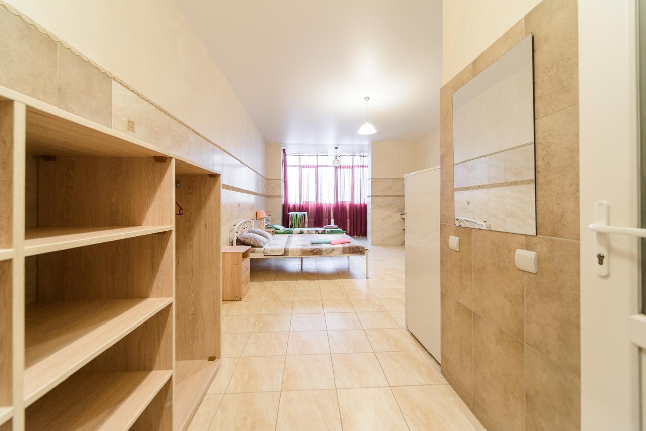 Квартира По Улице Коновальца, 36-Э Kiev Buitenkant foto