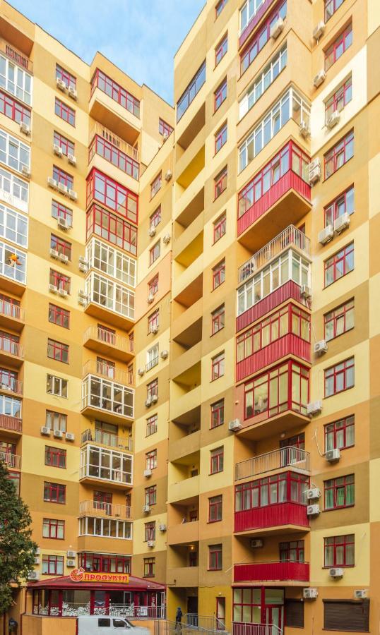 Квартира По Улице Коновальца, 36-Э Kiev Buitenkant foto